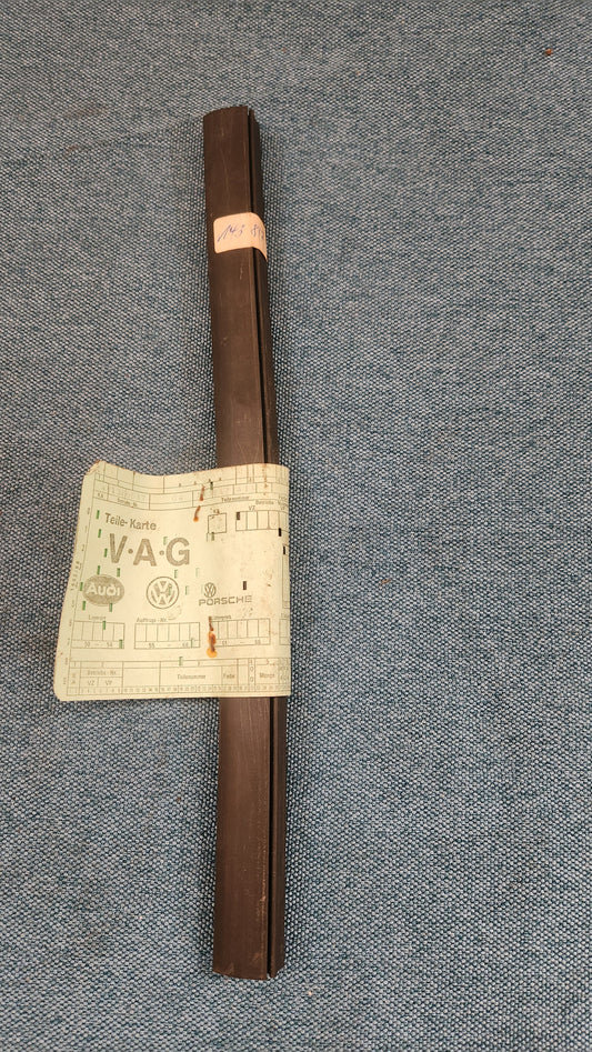 Seal between door window and B-pillar side window Karmann Ghia Type 14 143847341A NOS N3