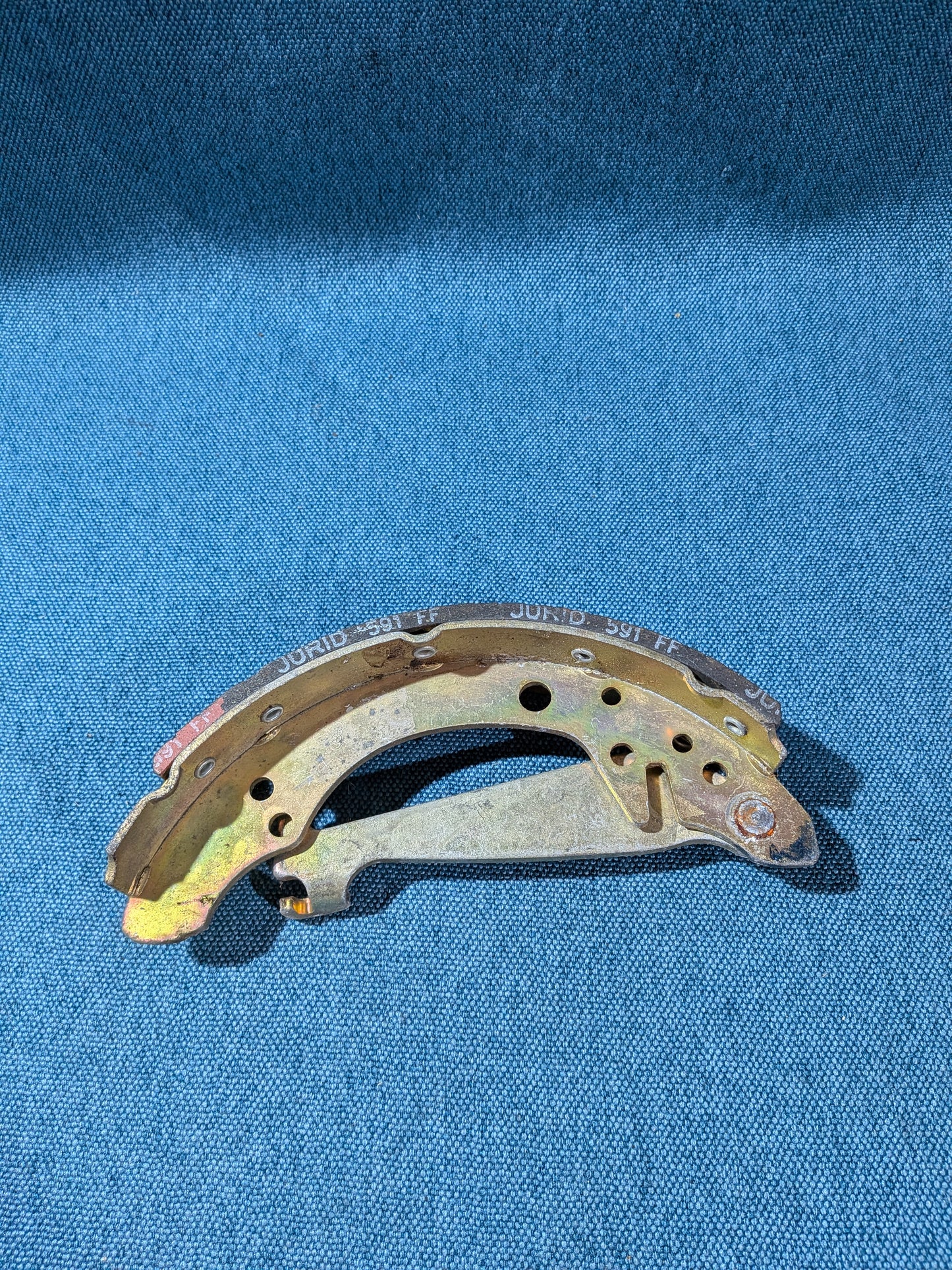 Bremsbacke Passat/B3/B4/Golf/Jetta/2/3/Vento/Caddy/14D/2 9KV/Audi 80 B4/100/200/C2/C3/C4 357609528 NOS A15