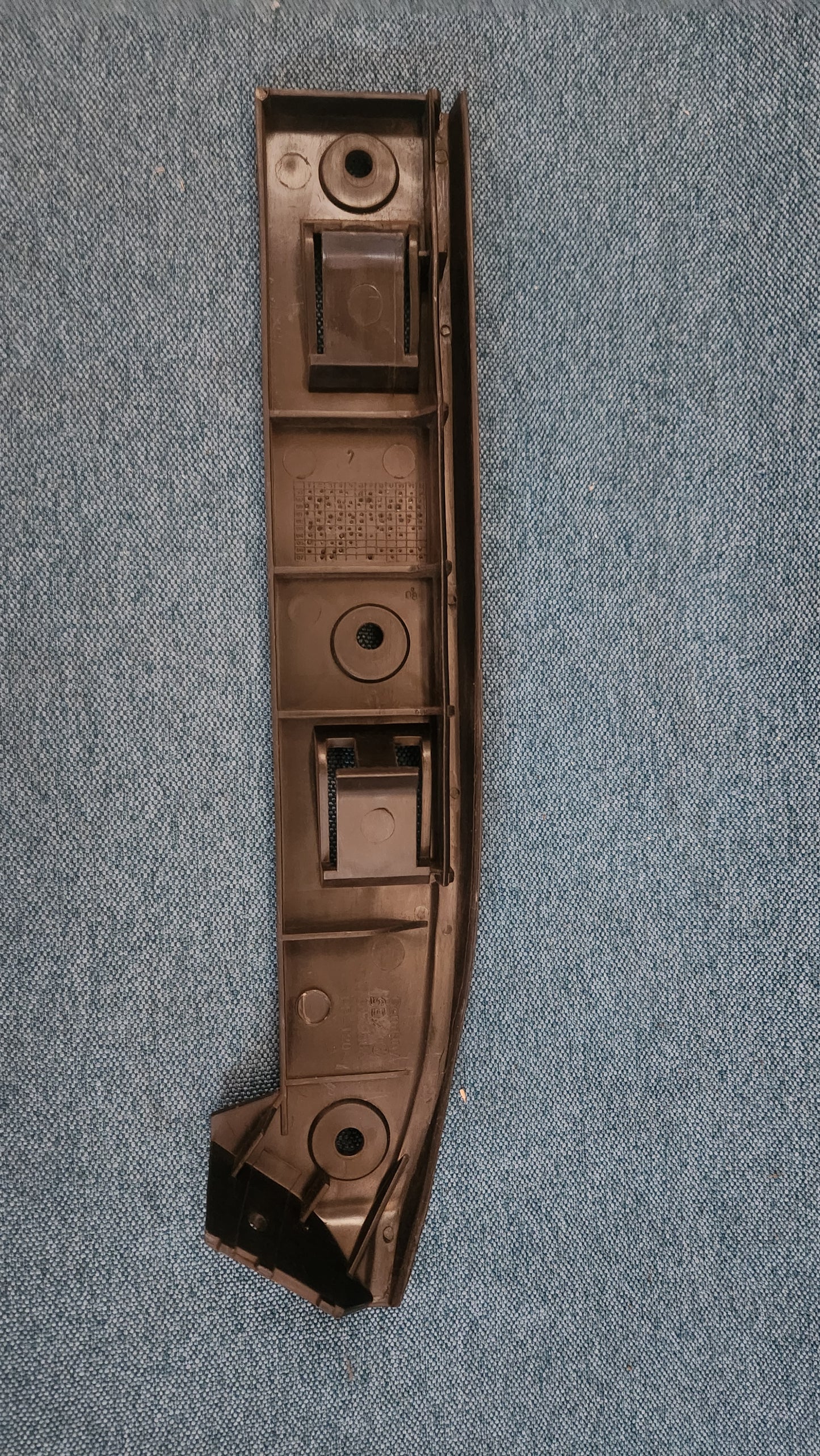Guide profile bumper front left Golf 4 1J0807183A NOS G9