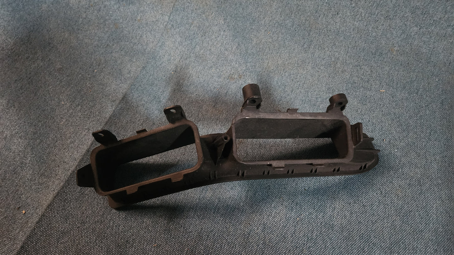 Audi 80 90 B4 Typ89 Griffschale Oberteil vorne 893867172 Gebraucht B2