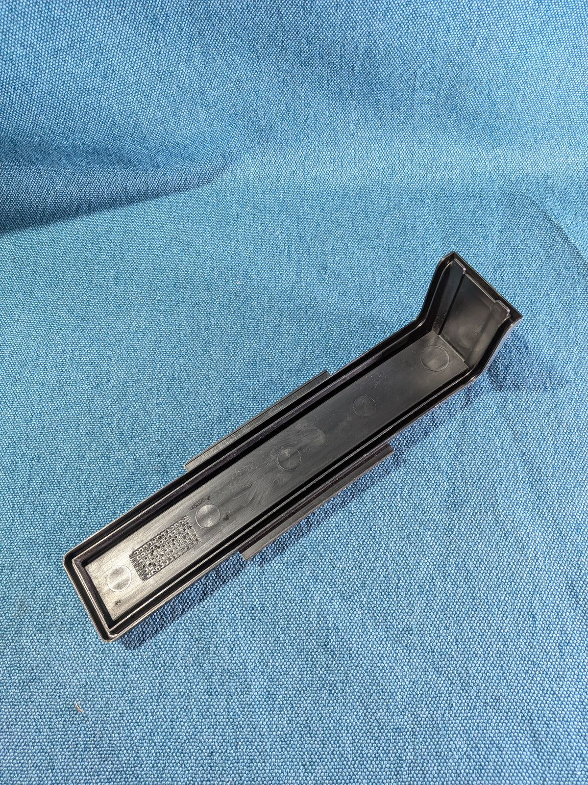 Abdeckung Pollenfilter Fox/Polo/9N/6R/Skoda Fabia/Seat Ibiza/Cordoba/Audi A1/A2 6Q0819422B NOS B21