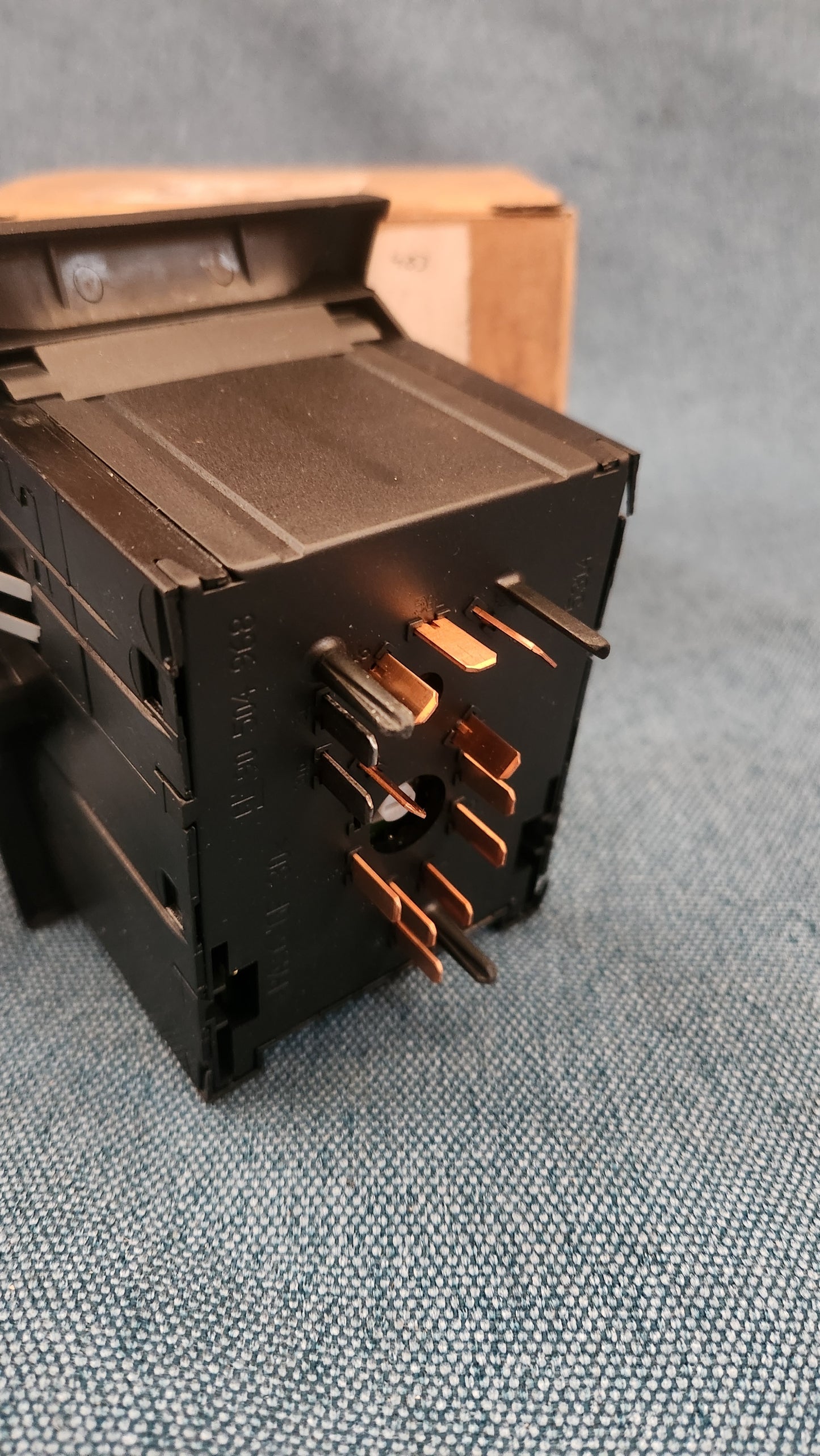 Schaltereinheit Vectra B GM 90437220 Gebraucht N2