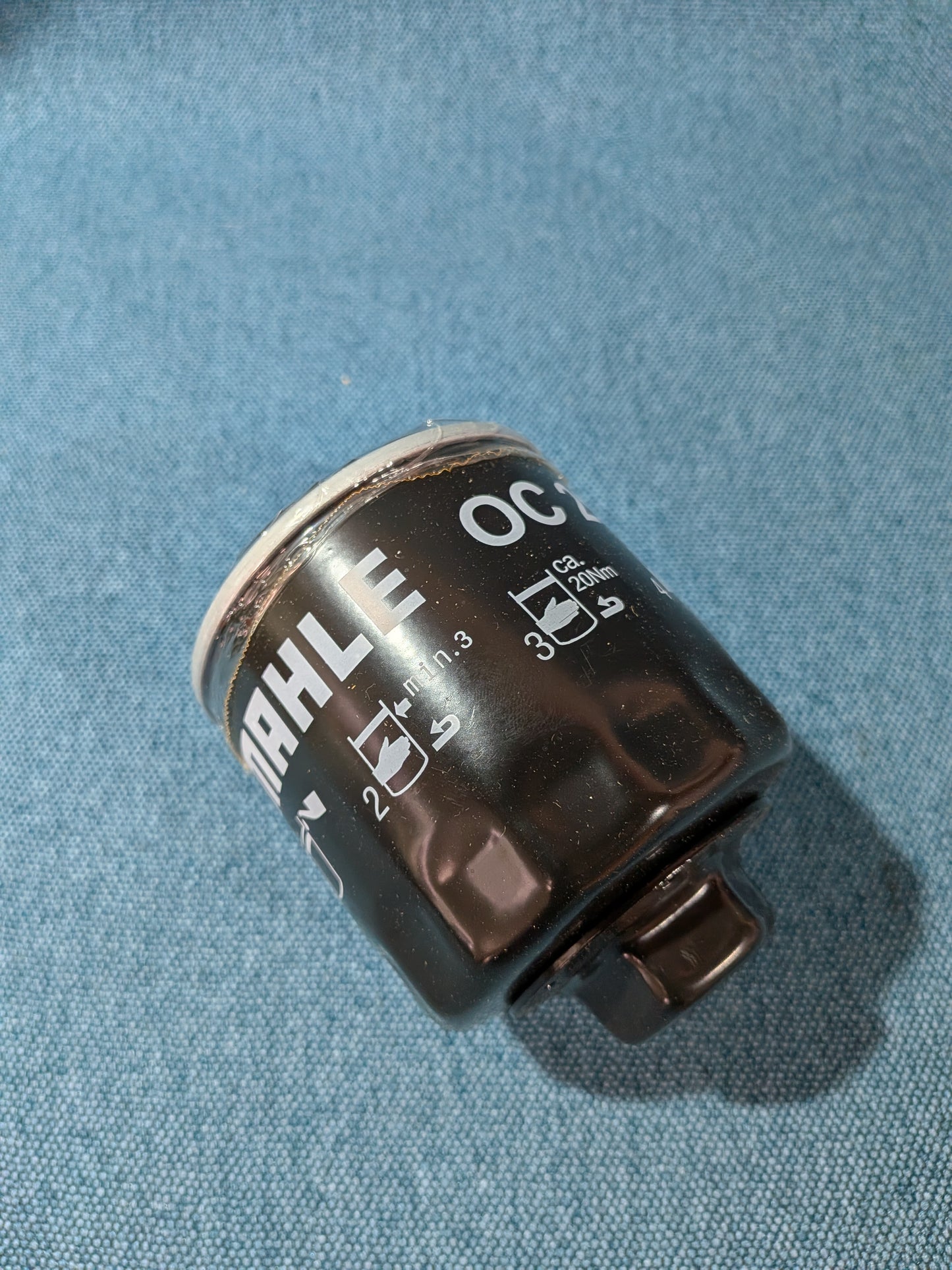 Oil filter Mahle OC 295 Golf/3/4/5/Vento/Bora/Caddy/2 9KV/3/Fox/Lupo/New Beetle/Polo/6N/9N/Audi A2 030115561E NOS/New A26
