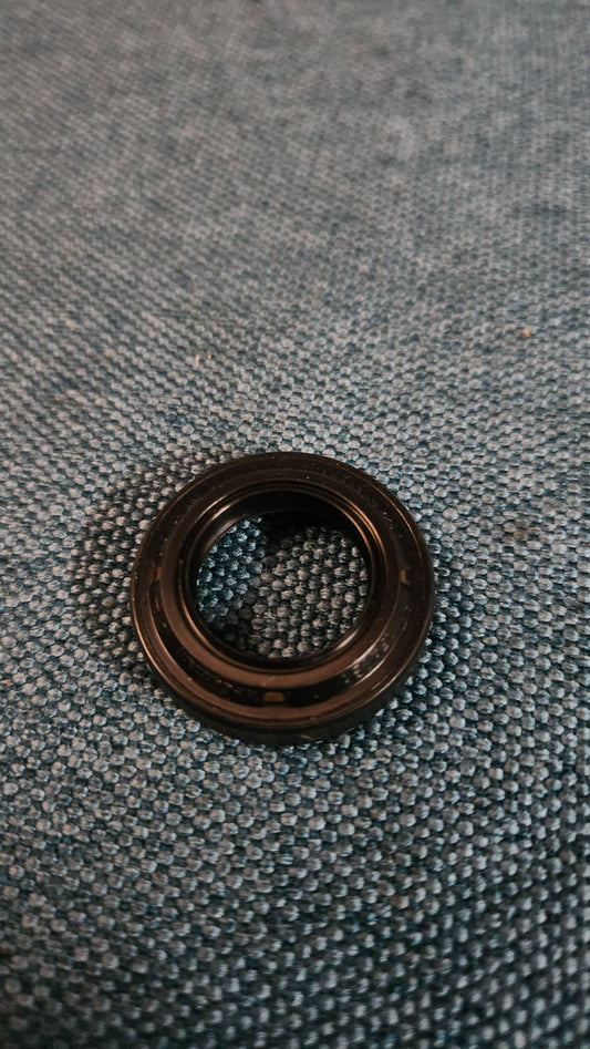 Shaft Seal Golf/Jetta/2/3/4/Vento/Bora/Polo 6N/Audi A3 8L 020301227D NOS M8