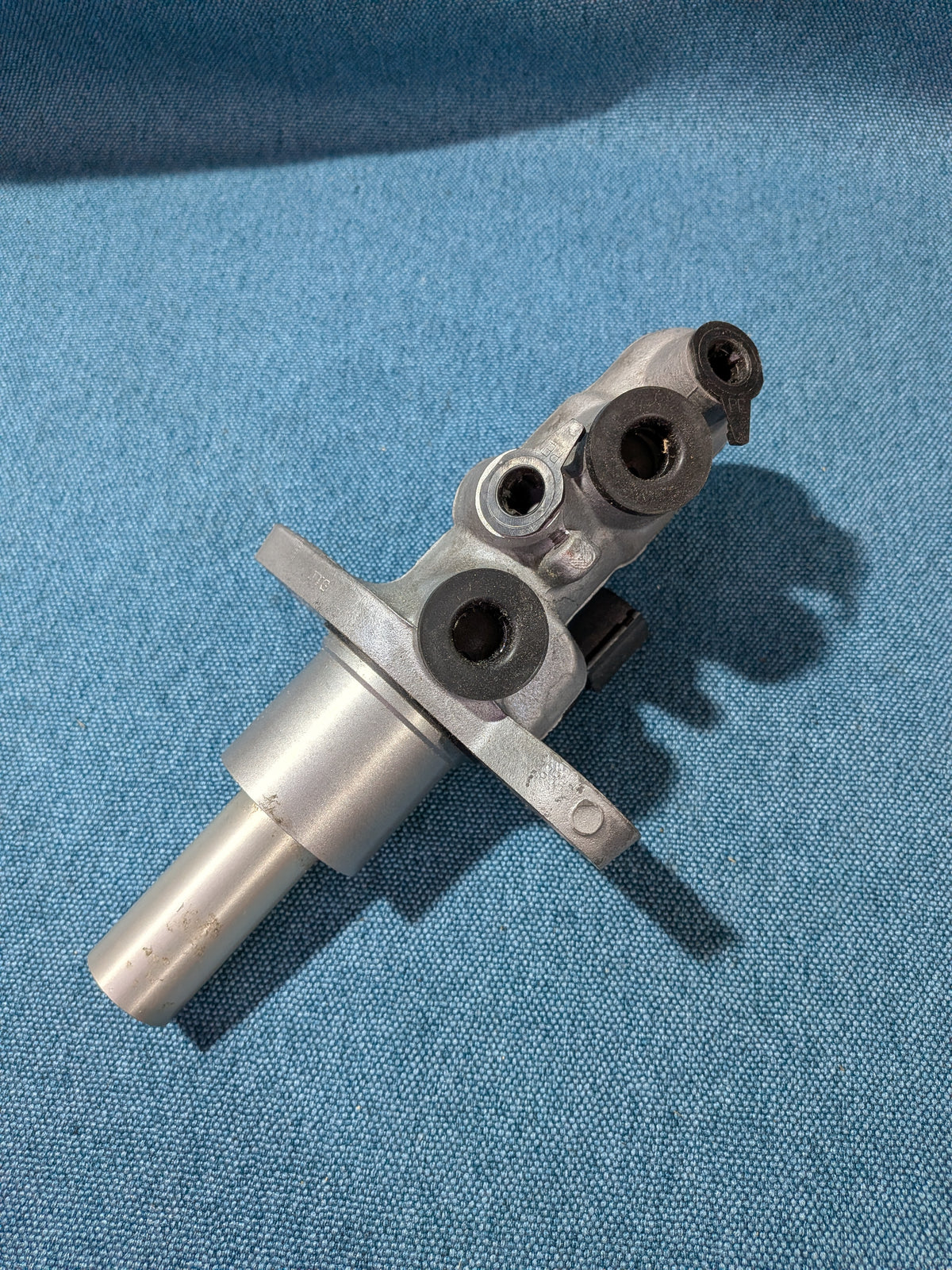 Hauptbremszylinder Tiguan/5N 5N0945459A NOS B23