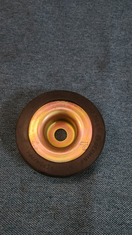 Suspension stop strut mount Golf 2/3/Jetta2/PassatB3/Polo6n/Vento 1H0412319B Nos I4