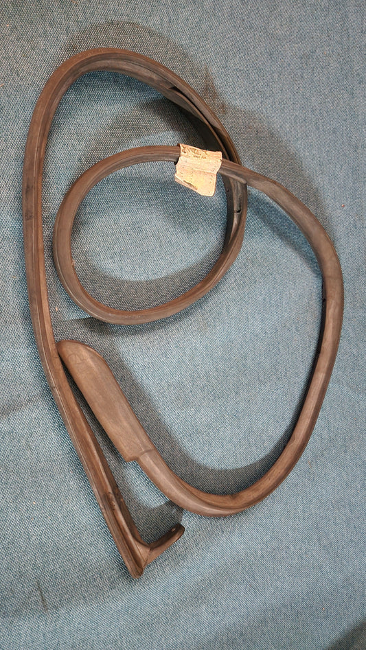 Tür Dichtung Gummi Audi 100 200 Avant C2 Typ 43  Hinten Rechts 443833712B Nos A2