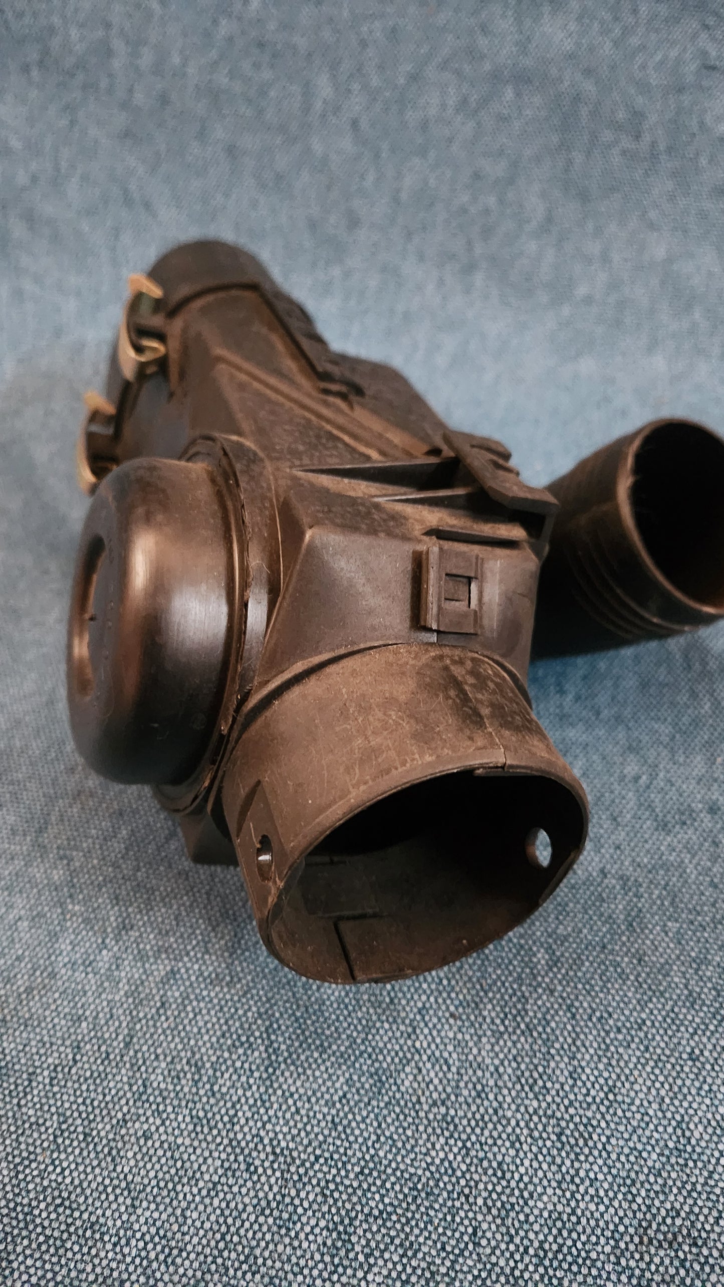 Reglerkasten Ansaugung Luftfilter Golf/Jetta/Scirocco/2/Polo 86C HK HW HZ  052129608G Nos H9