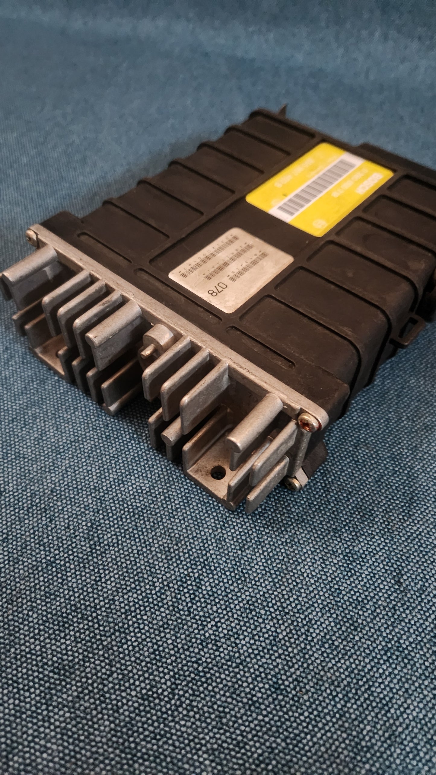 Motorsteuergerät Audi 80/90/B3/100/C3/Golf/Jetta2 1.8L 855907403B Nos M4