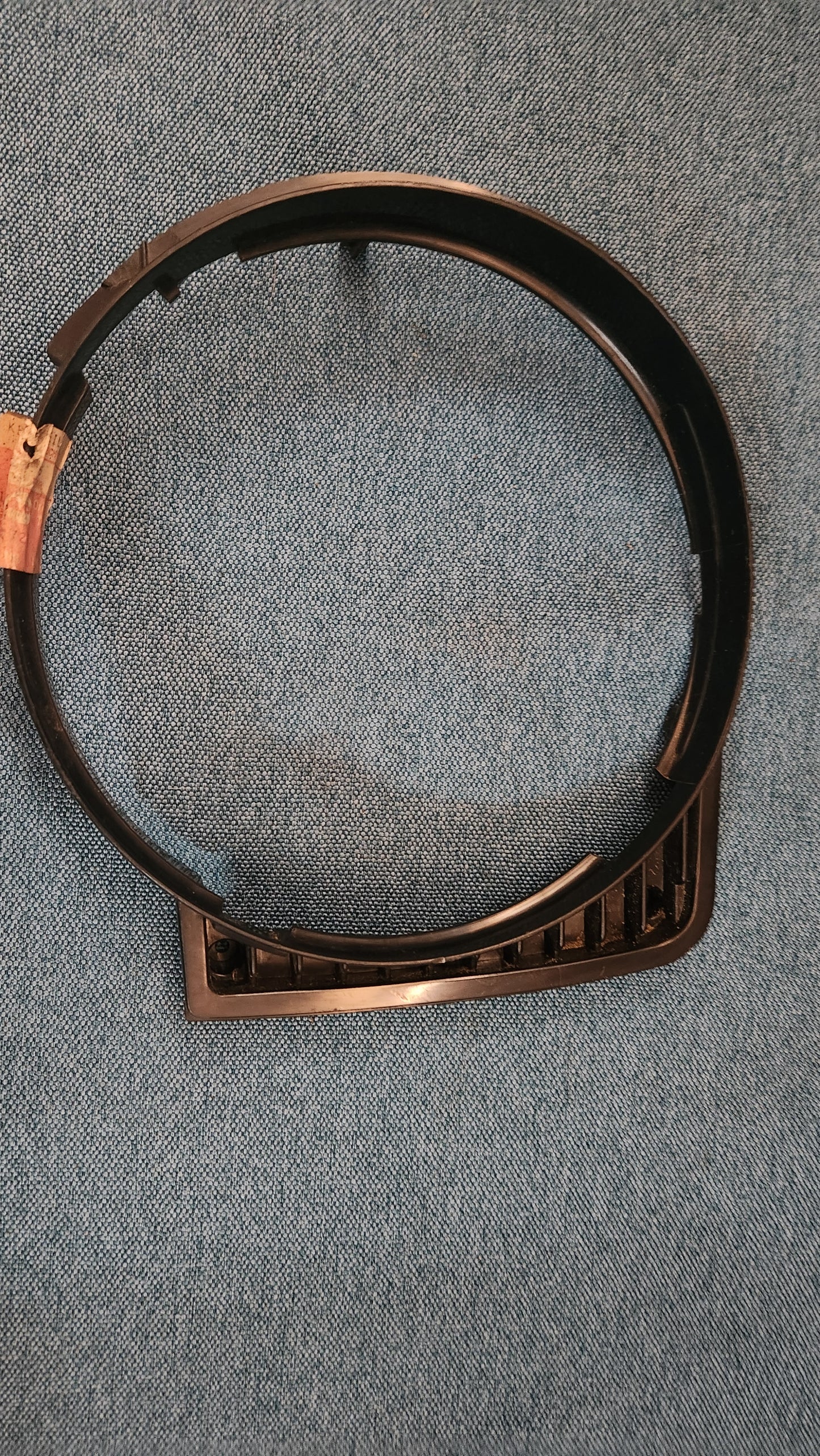 Kühlergrill Ecke Golf1/Caddy14D 147853656 Nos K5