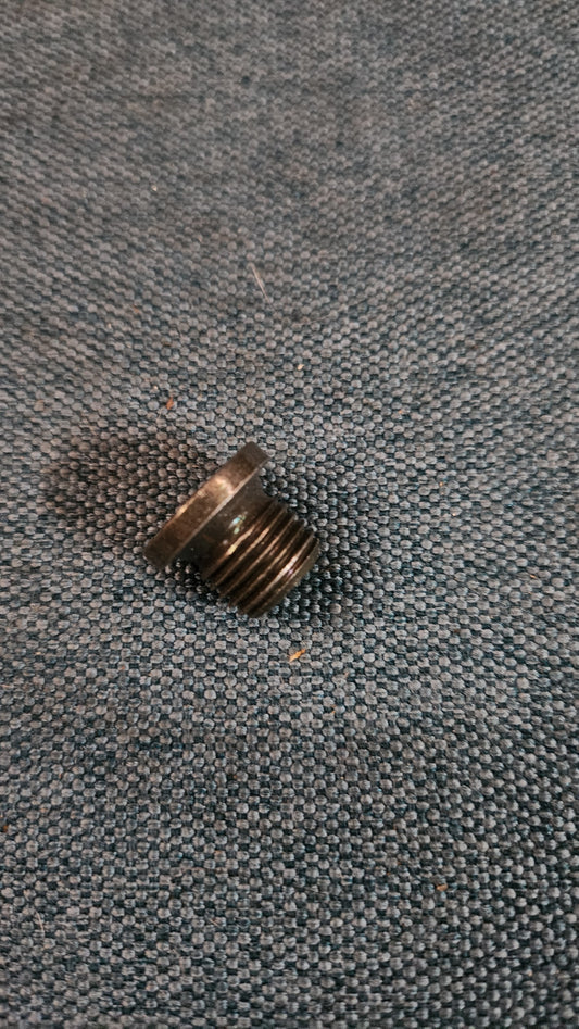 Oil drain plug M14 x 1.5 x 12 N0160275 Nos L5/M8