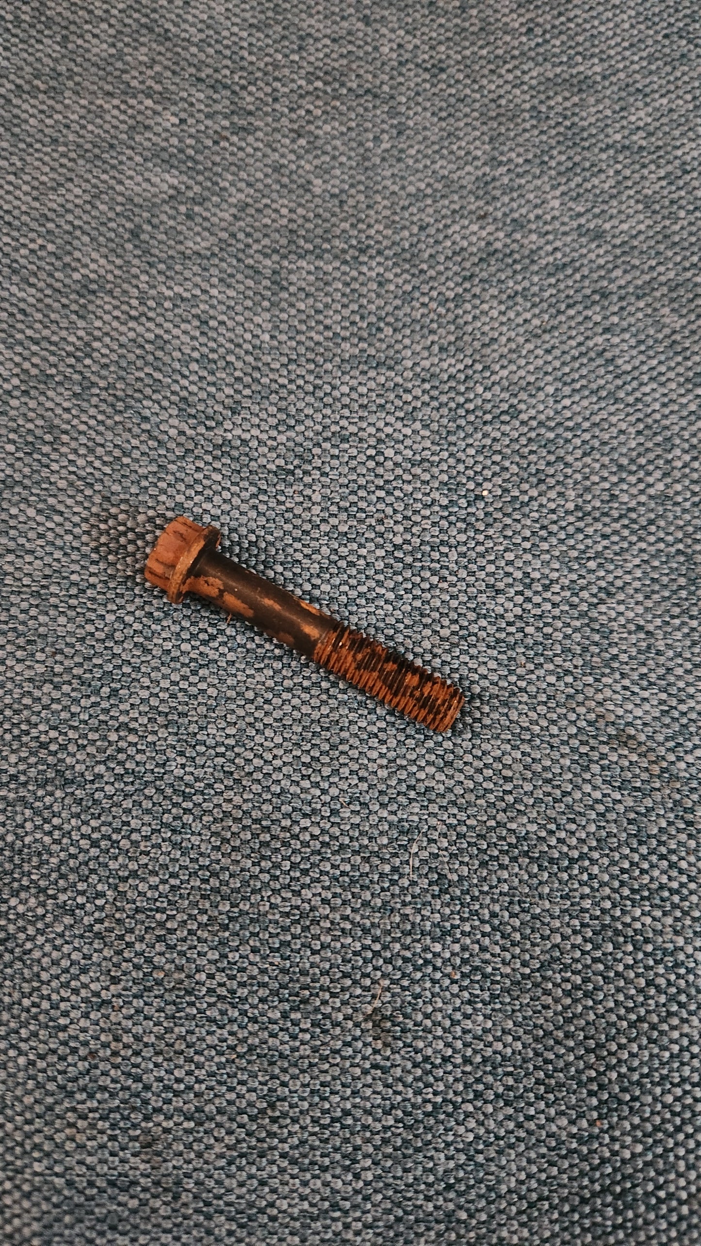Screw Flywheel M7x40x20 Golf/Jetta/1/2/3/Vento 10013401 Nos J2