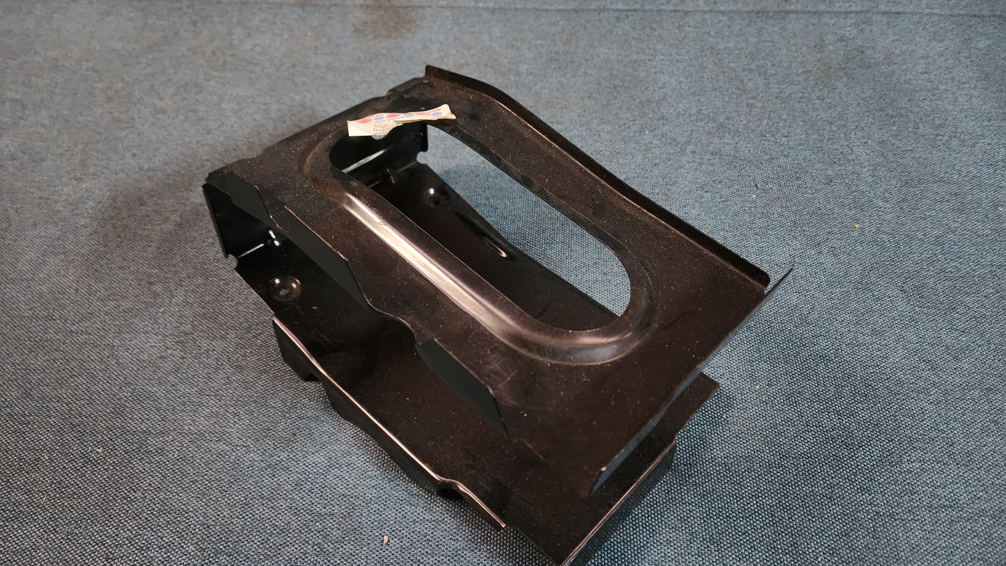 Passat 35I B3/B4 Rear Bumper Bracket 357803334 Nos C5