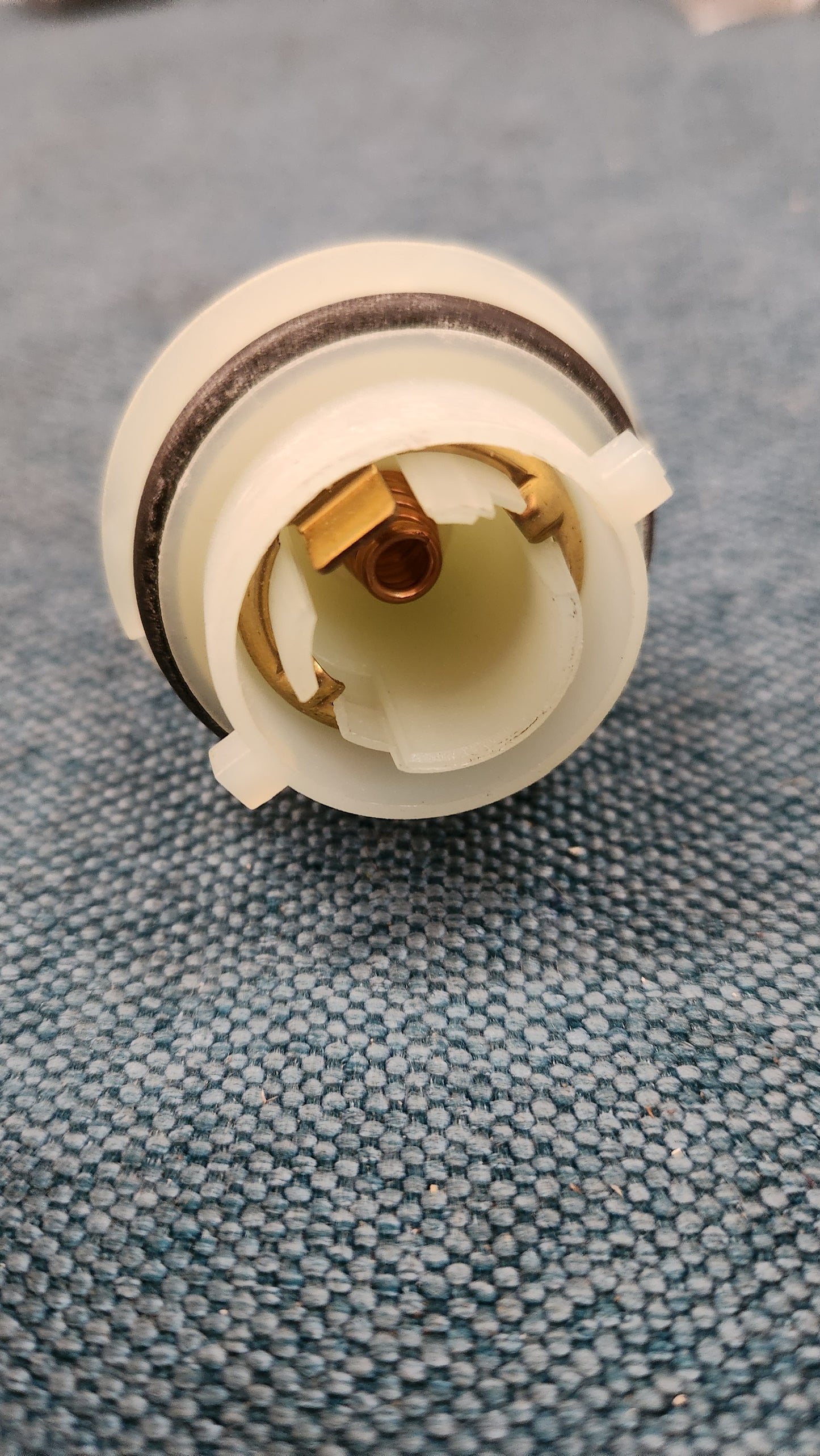 Lampenträger für Frontblinker Audi80 B3/B4/100/200/C3/C4 811953053 Nos I9/J1