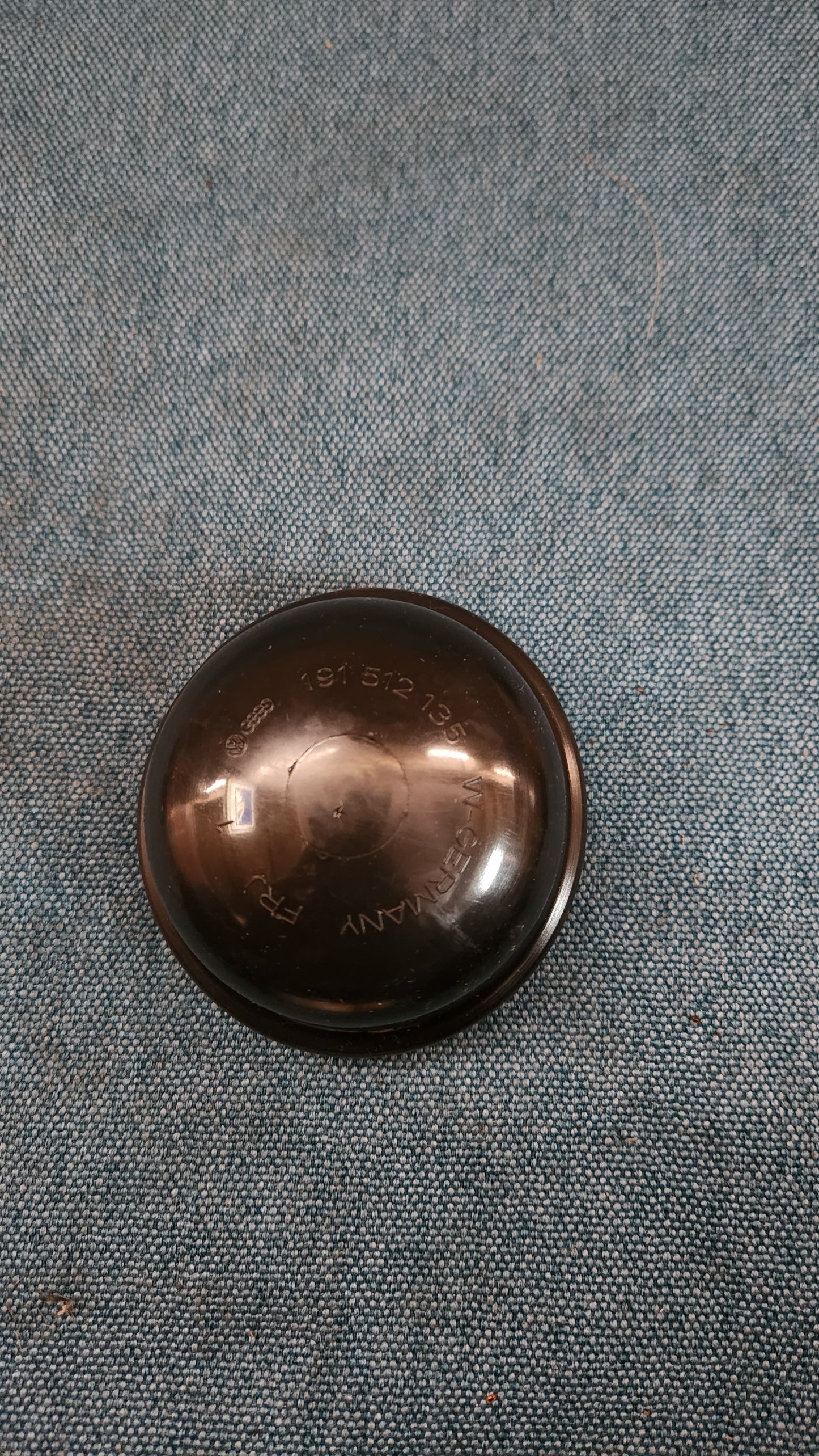 Schutzkappe Fahrwerk Hinten Golf/Jetta2/Corrado/Golf3/Vento 191512135 Nos H1