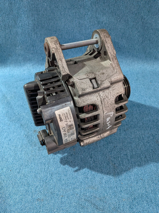Lichtmaschine Polo/9N/6R/Fox 03D903025J Gebraucht A17