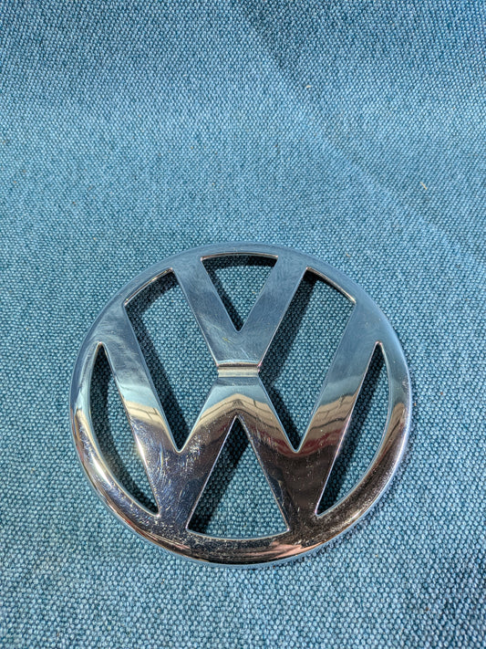 VW Emblem Chrome Grille Golf4/Bora/Polo 6N 1J0853601 Used C7