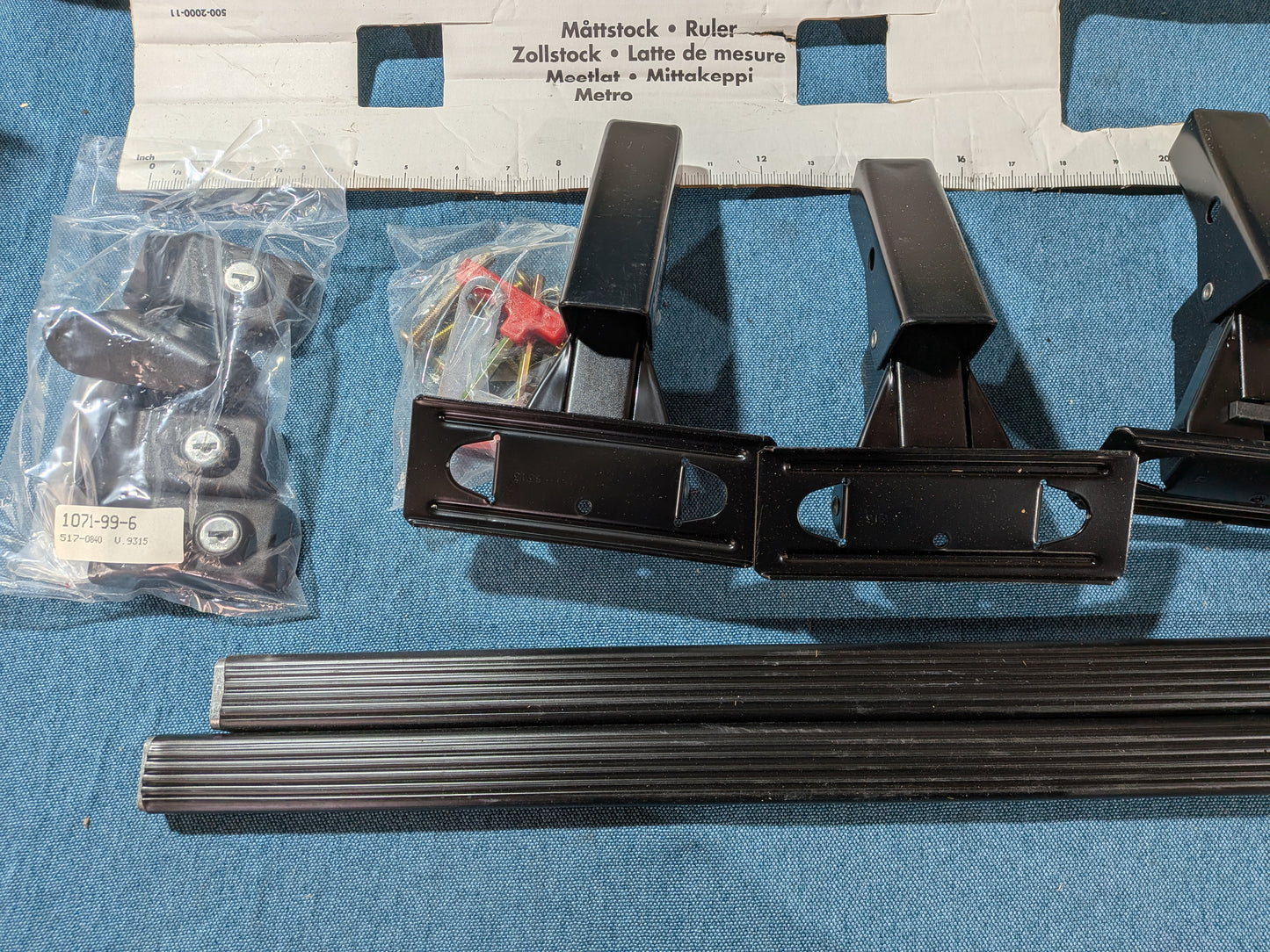 Dachgepäckträger Audi 80/B3/B4 8A0071125 NOS A19