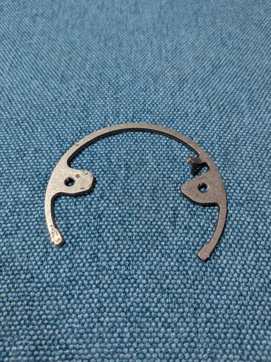 Spannring für Zündverteiler Golf/Jetta/1/2/Passat B1/B2/Audi 80/90/B1/B2 036905254 NOS A6