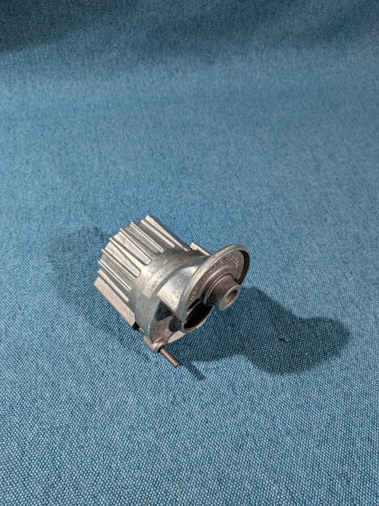 Ribbed V-belt Tensioner Amarok/Beetle 5C/Caddy/3/4/Passat/B6/B7/Crafter/Eos/Golf/5/6/T5/T6 Bus/Polo 9N/Sharan/Tiguan/Touran/Audi 100 C3/A1 8X/A3 8P/A4/B6/B7/B8/A5 8T/A6/C6/C7/Q5/TT 038903315AM NOS/New A12