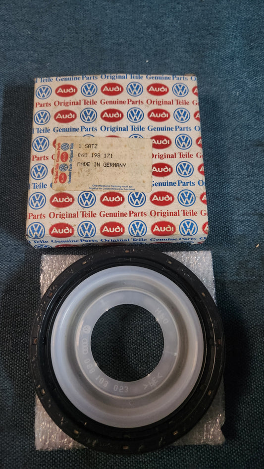 Kurbelwellensimmering Golf 1/2/3/Jetta1/2/PassatB3/B4/LT1/LT2/T3/T4/Polo86c/6N/Caddy9Kv/Audi 100/200/C3/C4/80/B2/B3/B4/A4B5/A6C5 068198171 Nos G3