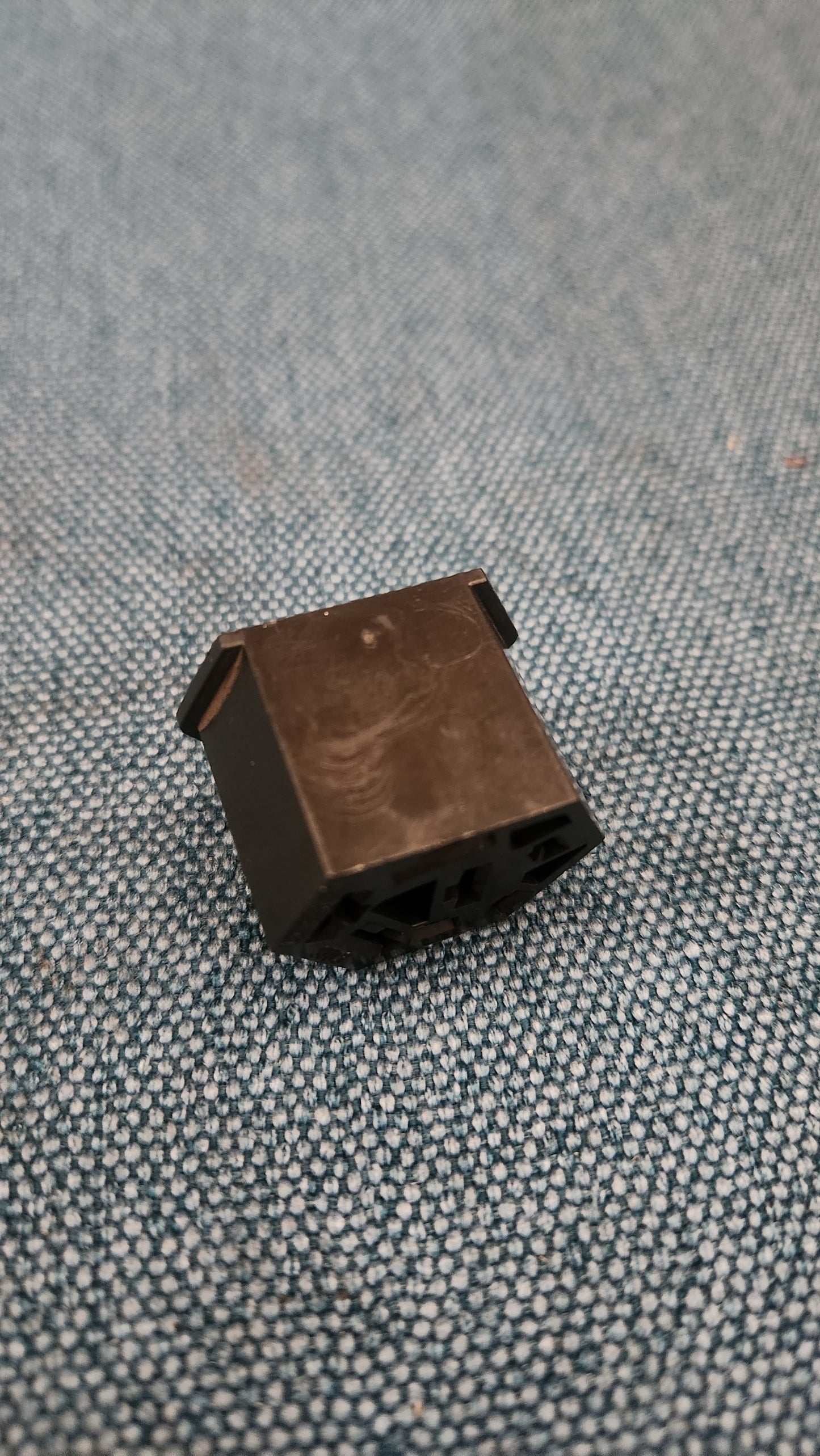Steckergehäuse Zündanlassschalter Golf/Jetta/Scirocco/1/2/Derby/K70/Passat/B1/B2/Santana/T2/T3 Bus/Käfer/Kübelwagen/Typ 4 111953631 Nos M9