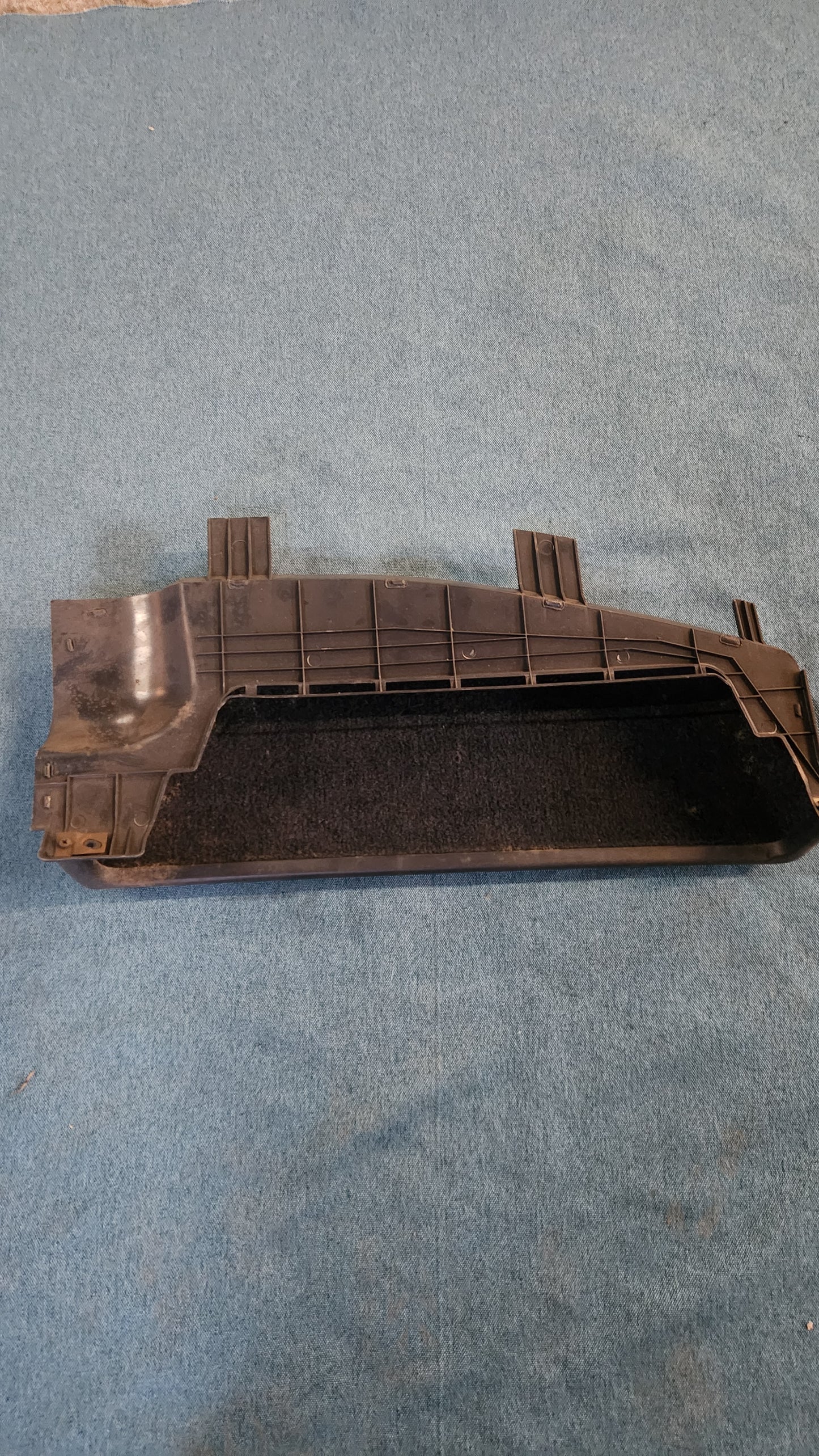 Ablagefach Blau Audi 100/200/Typ 44/C3 443863076F Gebraucht R2