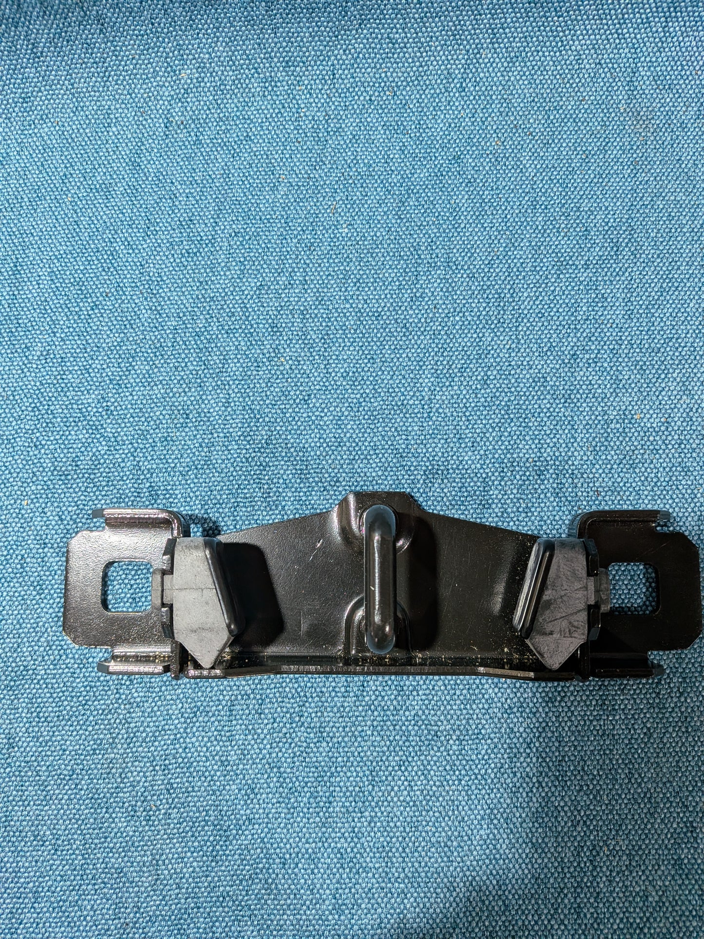 Verriegelungshaken/Schlossfalle Heckklappe Volvo S60 30753122 NOS J9