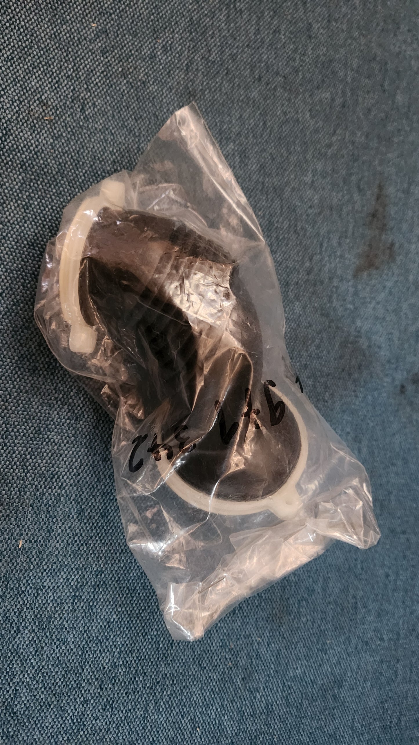 Passat 3B/BG cable duct feedthrough sleeve 3B4971342 Nos A2