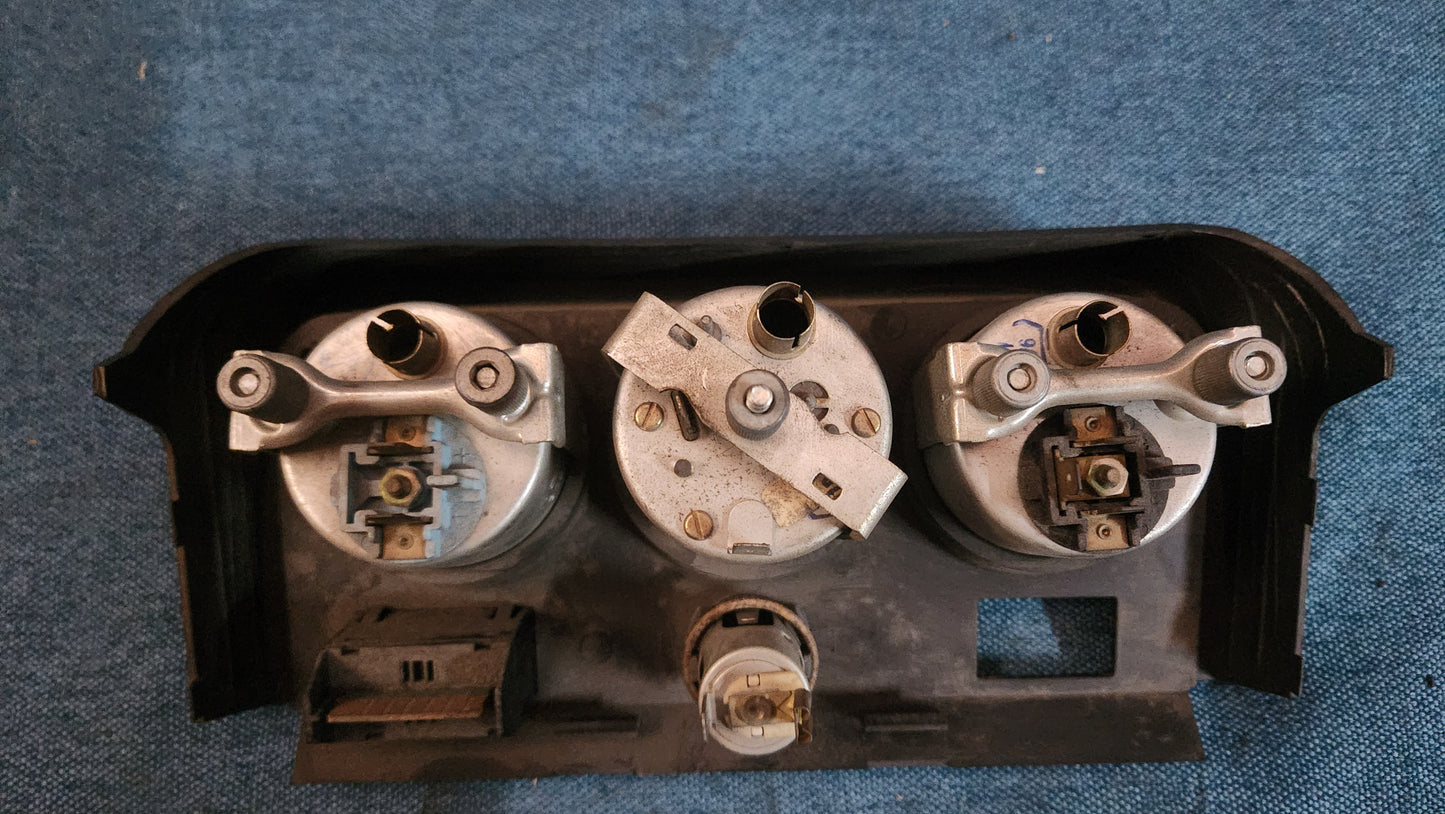 Porsche 924 944 Zusatzinstrumente VDO Zusatanzeige Gebraucht F1