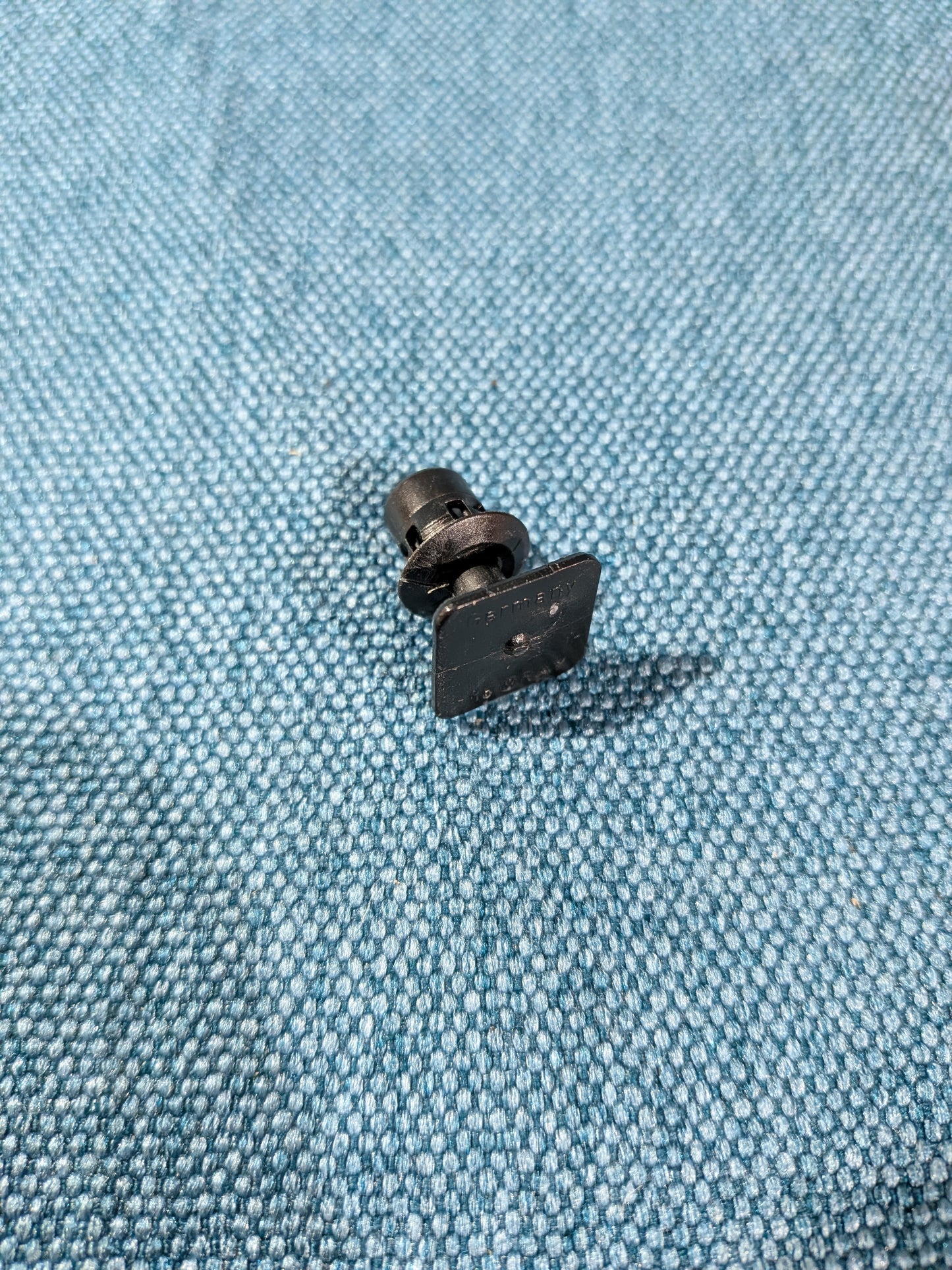 Dachhimmel Clip T4/T5 Bus 701867549 Gebraucht A11
