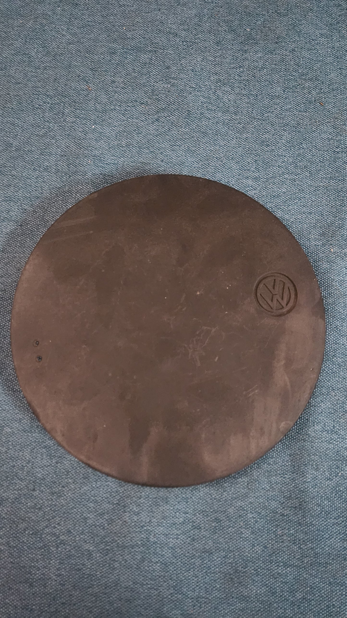 T4 Nabdendeckel Schwarz 701601149 Gebraucht H5