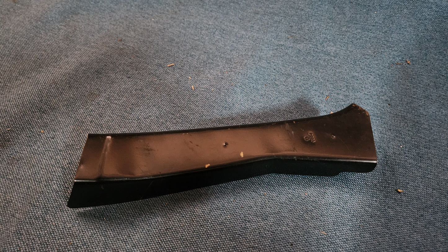 VW Passat B2 32B Reinforcement Sealing Channel Taillight Repair Panel 321813336A Nos A3