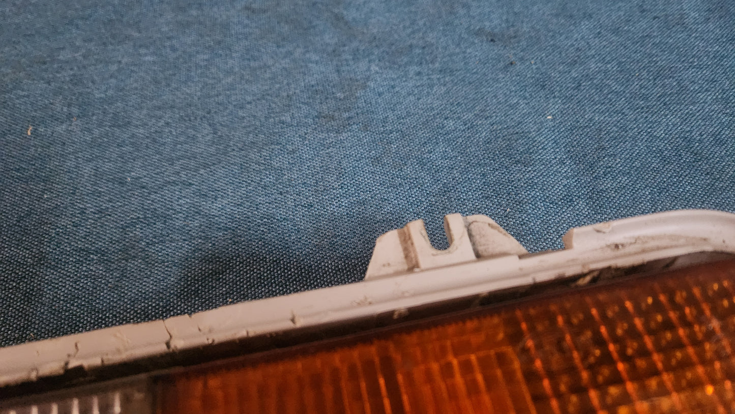 Audi 80 B1 Rücklicht Rückleuchte 43380R7 Gebraucht F1