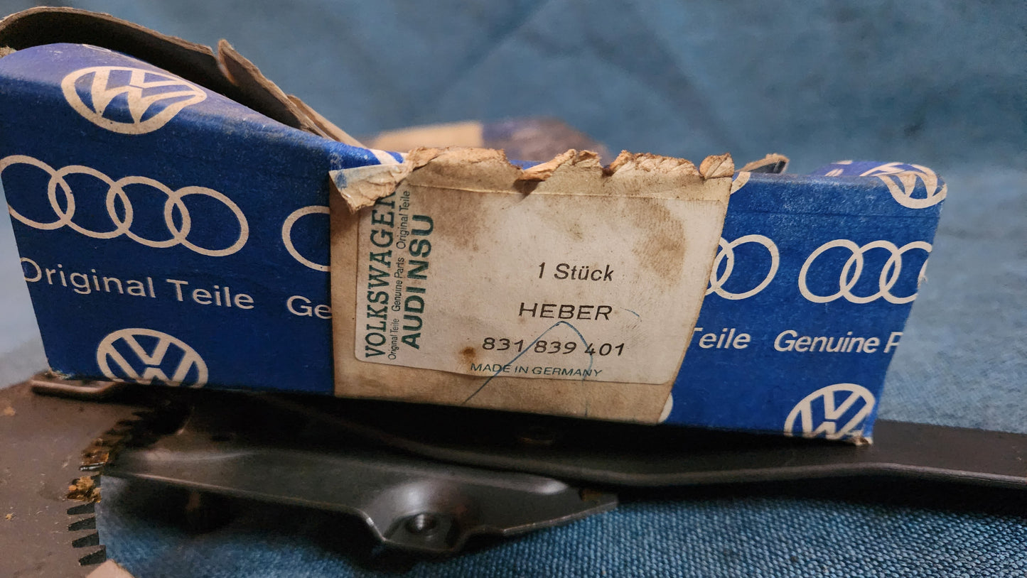 Audi 80 B1 Passat B1 Fensterheber 831839401 Nos D9