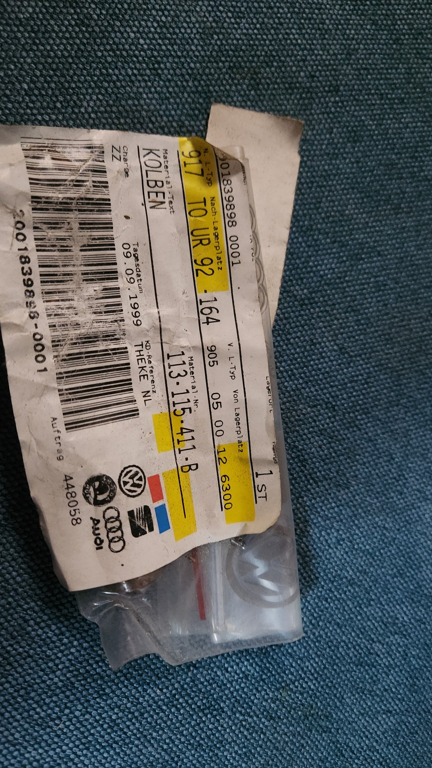 Oil pressure regulating piston Beetle Type 3 T2 Bus 113115411B Nos B2