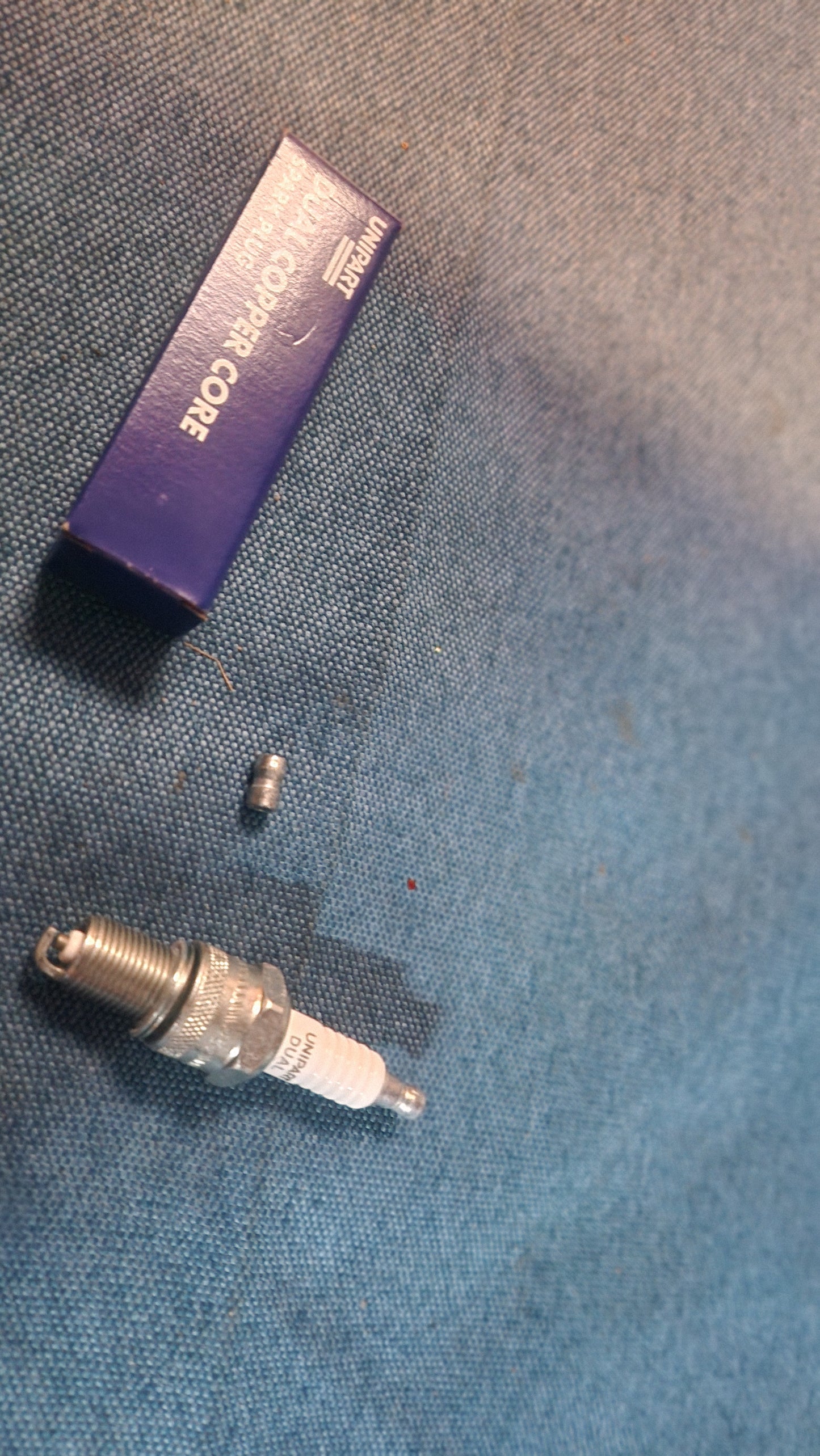 GSP6462 Spark Plug Rover Range Rover Triumph Land Rover SD1 Unipart Nos A2