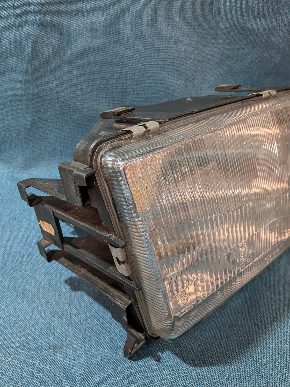 Scheinwerfer Bosch rechts Audi 100 C3 Typ 44 443941030A NOS B8