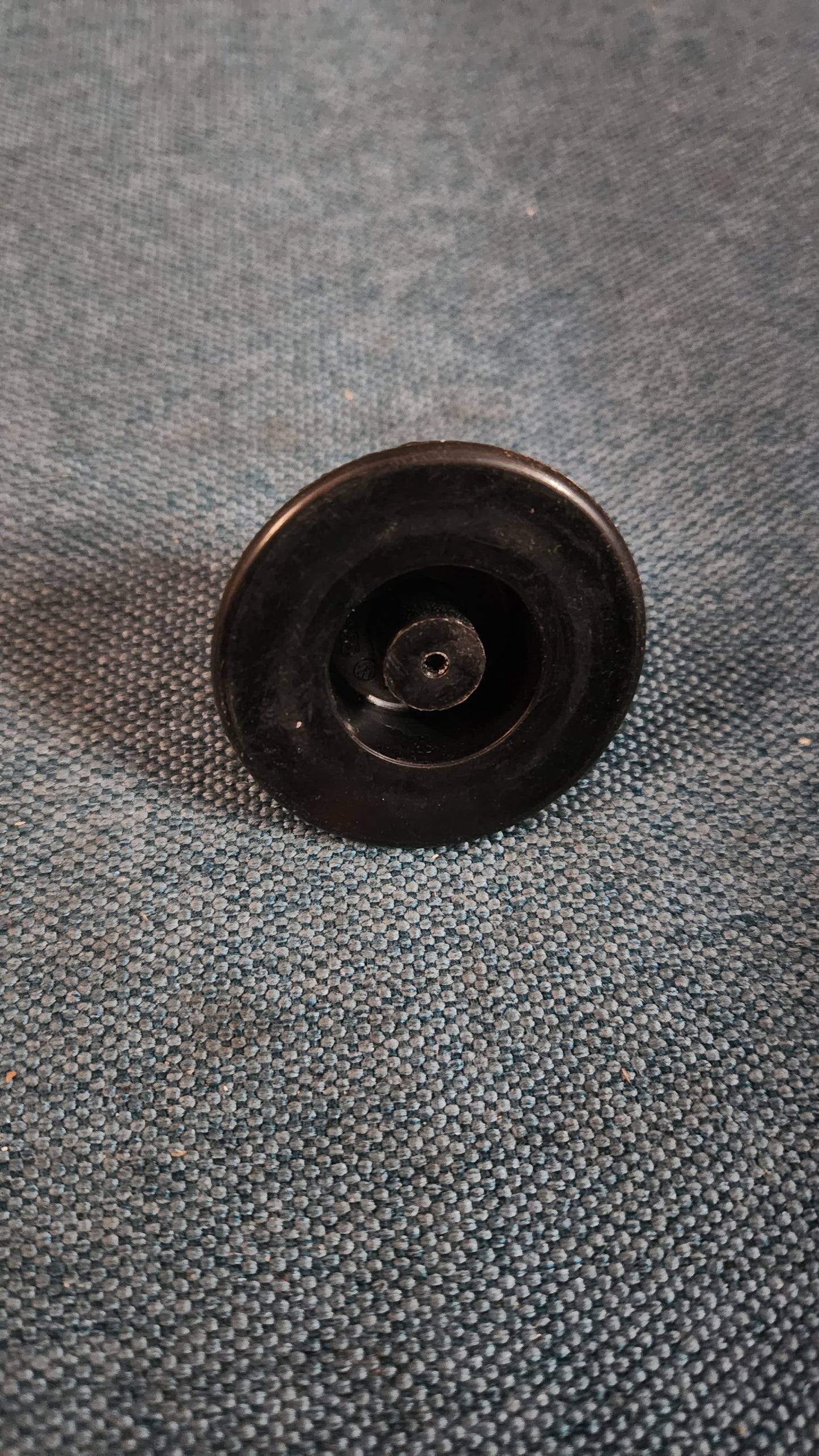 Halter für Stoßstange Golf/Jetta/2/3/Vento/PassatB2/Corrado 191807193 Nos J5