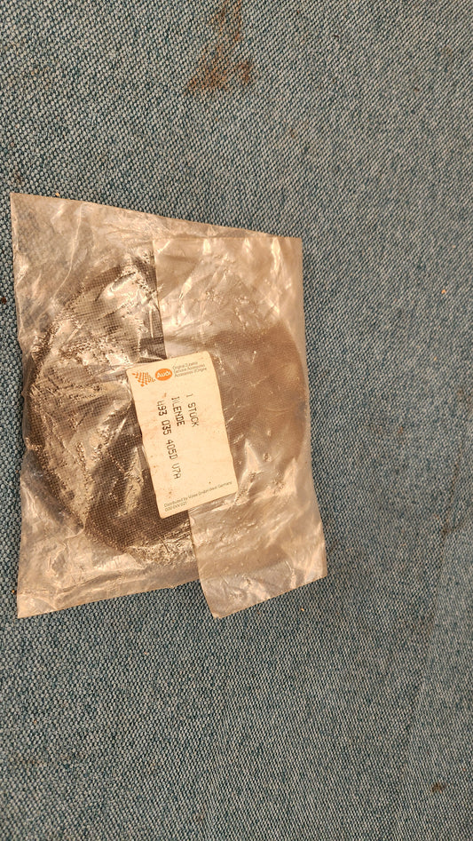 Audi 80/90/B3/B4/Coupé/Cabrio/Typ 89 Boxengitter für Armaturenbrett schwarz 893035405D Nos A3